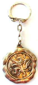 PORTE CLES  KEYCHAIN - LES ASSURANCES FRANCAISES LYION RECTO-VERSO - Picture 1 of 2