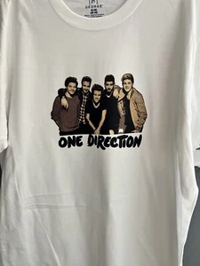 Womens' Size X-Large One Direction Tshirt Gildan Brand 100 Cotton - Picture 1 of 3