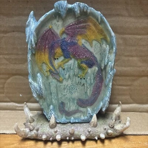 Vintage CRYSTAL STONE DRAGON PLAQUE Figure Figurine Chinese With Teeth Stand - Picture 1 of 5