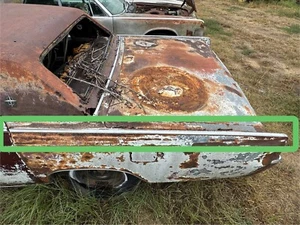 1969-1971 Lincoln Continental Mark III Sedan Driver Left Quarter Panel Peak Trim - Picture 1 of 8