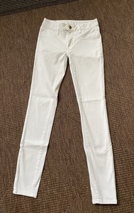 Las mejores ofertas en Vaqueros American Eagle Outfitters Blanco para  Mujeres | eBay