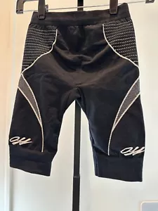 Pantalones Cortos de Bicicleta de Entrenamiento Etiqueta Principal BLANCO ROTO Pequeños Negros/Blancos Virgil Abloh Nuevos con Etiquetas - Imagen 1 de 4