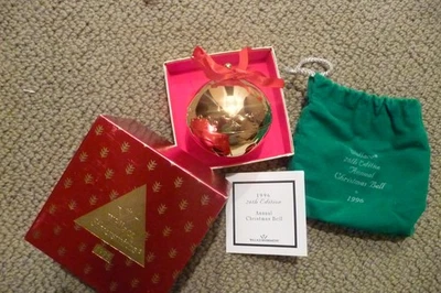 Wallace 1996 Chapado en Oro Anual Navidad CAMPANA TRINEO Adorno Foto 1 de 2