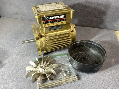 Hayward Super Pump Motor 700 FOR PARTS ONLY Or Repair - Image 1 of 4