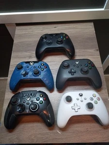 Lot Of 5 Xbox 360 Controllers 4 Wired & 1 Wireless All Work Great - Picture 1 of 11