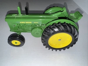 ERTL 1949/1954 JOHN DEERE MODEL R TRACTOR COLLECTOR EDITION DIE CAST NEW No Box - Picture 1 of 8