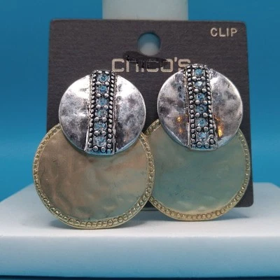 Pendientes de clip de diamantes de imitación Chico's, diamantes de imitación transparentes, oro plateado, nuevos en tarjeta Foto 1 de 4