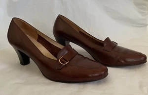 Vintage Salvatore Ferragamo Boutique Damen braun Leder Schnalle Absatz Pumps 7-1/2 B - Bild 1 von 6