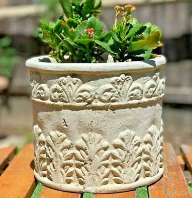 VINTAGE MOTIF WELL PLANTER Cement Concrete Garden Patio Flower Pot Container Art - Image 1 of 4
