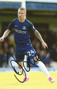 SOUTHEND: JASON DEMETRIOU SIGNED 6x4 ACTION PHOTO+COA - Picture 1 of 1