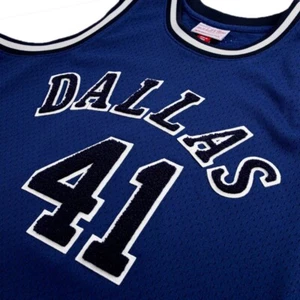 Mitchell & Ness SWINGMAN Off-Court Chenille Jersey - Picture 1 of 4