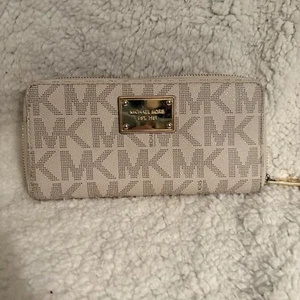 MICHAEL KORS Jet Set Item 35T0GTTE3B Vanilla Za Continental Wallet - Picture 1 of 8
