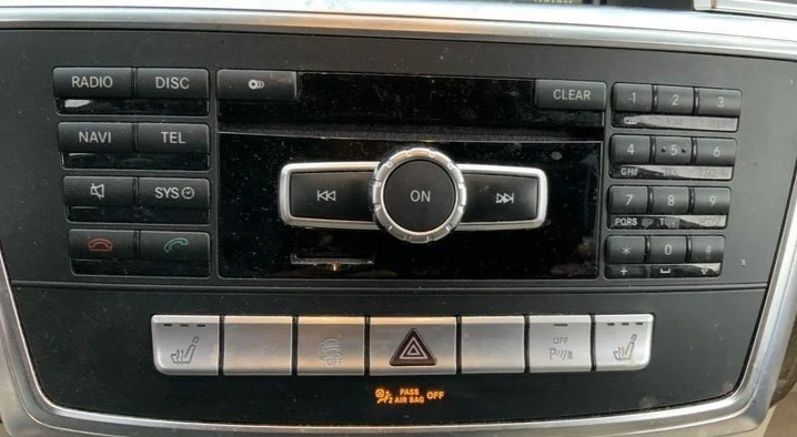 2013-2015 Mercedes-Benz GL ML Class Radio Receiver Used — 第 1/1 张图片