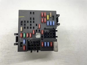 ♻️03-06 Chevy 1500 2500 GM Interior Block Fuse Box Assembly 15058033-07 - Picture 1 of 4