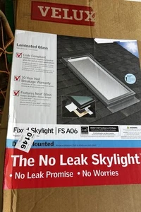 Velux Fixed Skylight FS A06 14.5x45.75 W Flashing Kit EDL A06 READ - Picture 1 of 9