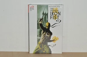The Immortal Iron Fist - Omnibus 2009 - Brubaker / Fraction (#100) New & Sealed - Imagen 1 de 4