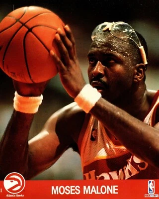 Moses Malone Atlanta Hawks 1990 NBA Hoops Unsigned 8x10 Glossy Cardstock Photo - Image 1 of 3