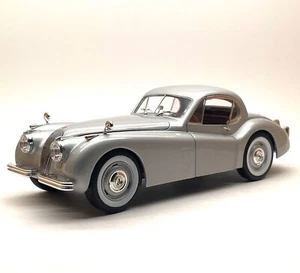 Signature Jaguar XK 120 Sportwagen Oldtimer Bj.1949 in silber, OVP, 1:18, D056 - Bild 1 von 10