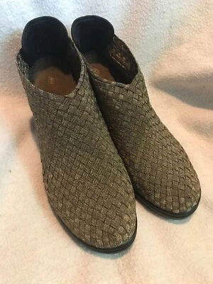 Bernie Mev Womens Chesca Basket Weave Closed Toe Pump Shoes 40 Slip On  - Image 1 of 4