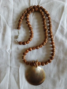 Wood Bead Abalone Shell Pendant Necklace (D78) - Picture 1 of 3