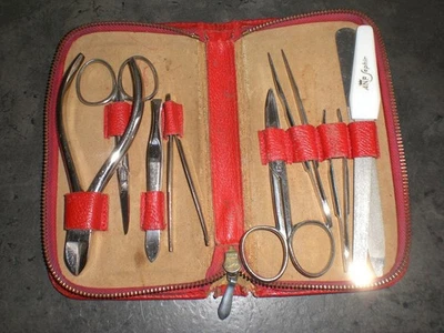 Nagelscheren Set 9 teilig rot,Nageletui,Nagelset oder Nagele Set braun 10 teilig - Bild 1 von 4