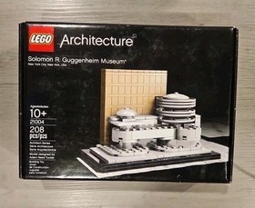 LEGO ARCHITECTURE Solomon R. Guggenheim Museum 21004 NEW SEALED Retired 208 pcs