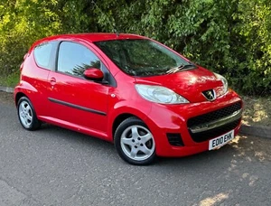 2010 Peugeot 107 1,0 Verve Low Mileage £20 A Year Road Tax - Picture 1 of 15