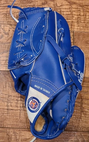 Detroit Tigers Promo Baseball Mitt Kroger & Coca-Cola Baseball Mitt #2605 Blue Cover