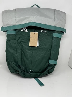 Mochila de día Nike ACG Aysen unisex (32L) vintage verde DV4054-338 Foto 1 de 3