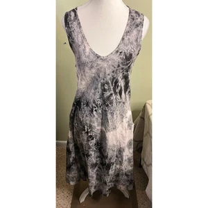 Luna Luz: Margarita Linen Midi Tank Dress, front pockets, size medium,MSRP: $230 - Picture 1 of 11