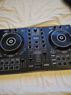 Hercules DJControl Inpulse 300 USB DJ Controller 2-Deck, 16-Pad - Used Working - Image 1 of 3