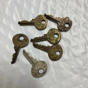 6 Vintage Master Lock Keys Walking Lion - Picture 1 of 2
