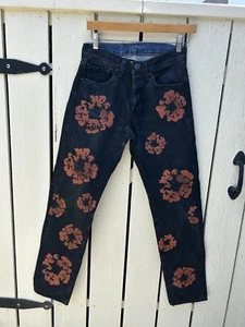 Denim Tears X Levi's 501 Red Clay Cotton Wreath Jeans Size 27 - Picture 1 of 8