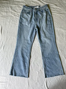 American Eagle Jeans Size 8 Short Highest RIse 90's Flare Light Wash - Picture 1 of 6