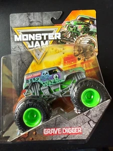 2025 Spin Master Monster Jam Grave Digger 25th Anniversary - Picture 1 of 3