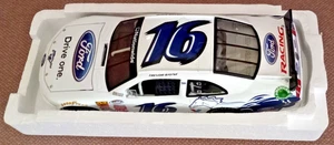 Ford Drive One Mustang Trevor Bayne 2011 acción #16 #00567 de 1.025 hecho - nuevo en caja - Imagen 1 de 14