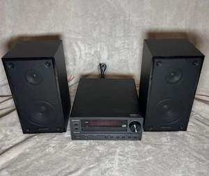 ✨Sharp XL-HF10B 22W Hi-Fi Component System CD Player w/ Speakers Works - Picture 1 of 10