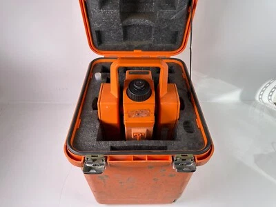 GEODIMETER 520N MEASURING DEVICE 571 200 410 - Image 1 of 4
