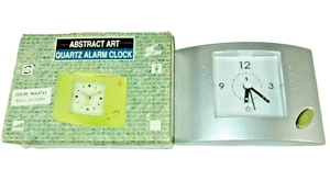 Quartz Alarm Clock Abstract Art Item No.4711 Retro Look Silver & Gold Accents BN - Picture 1 of 7