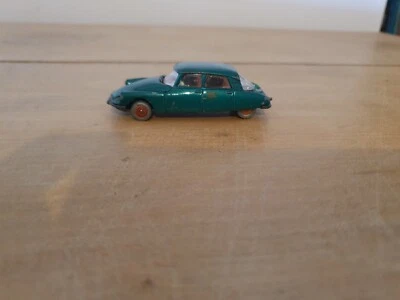 Citroën DS 21 Majorette Rail Route  1/65 - Photo 1/4