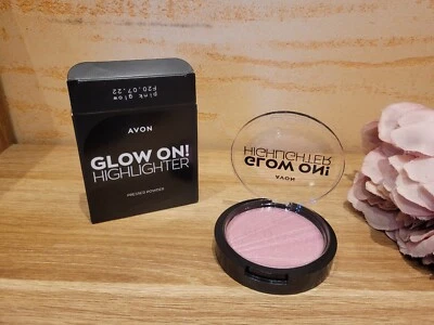 Avon Glow On! Highlighter Pressed Powder Pink Glow RRP £9.50 - Image 1 of 2