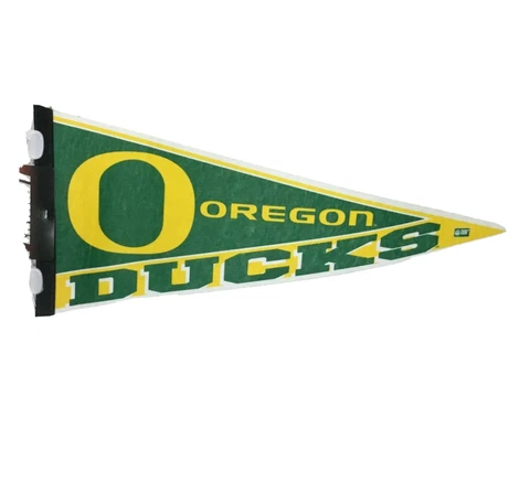OREGON DUCKS 30"X12" FELT PENNANT FREE SHIPPING Cover
