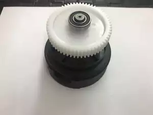 Black & Decker Trimmer GH900 SPOOL GEAR ASSY * 90563050 * - Picture 1 of 3
