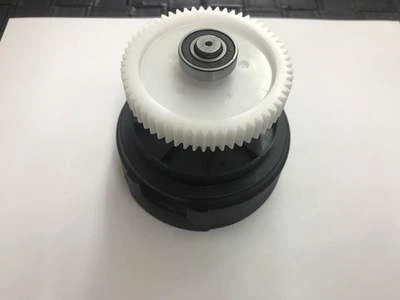 Black & Decker Trimmer GH900 SPOOL GEAR ASSY * 90563050 *  - Image 1 of 3