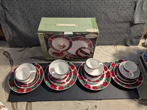 Gibson CHRISTMAS Holiday CHARMING POINSETTIA Dish Set Dinnerware 20 Pcs Open Box - Picture 1 of 11