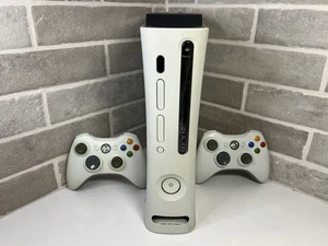 Microsoft Xbox 360 120GB White Console w/ Power Supply And 2 Controllers - Works - Picture 1 of 18