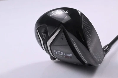 Titleist 917 D2 Driver / 10.5 Degree / Regular Flex Diamana M+ Ltd 60 Shaft - Image 1 of 4