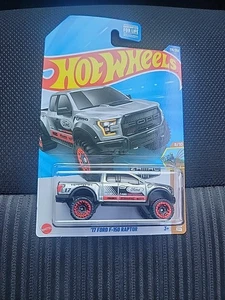 🔥HOT WHEELS 2025 ZAMAC '17 Ford F-150 Raptor DIRT 🔥 - Picture 1 of 3
