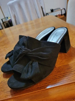 Vntg Microfiber Suede Slide Heels By Worthington Sz 6.5. IMMACULATE CONDTN - Image 1 of 4