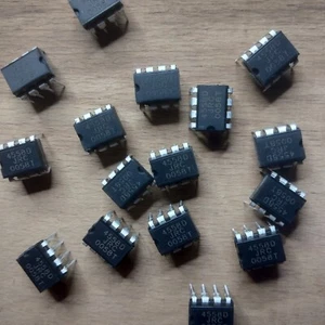 JRC4558D - NJM4558D - DIP8 - SCELTA MIGLIORE PER TUBE SCREAMER - Imagen 1 de 5